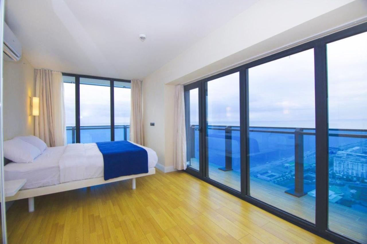 Orbi City Sea View Hotel In Батумі Екстер'єр фото