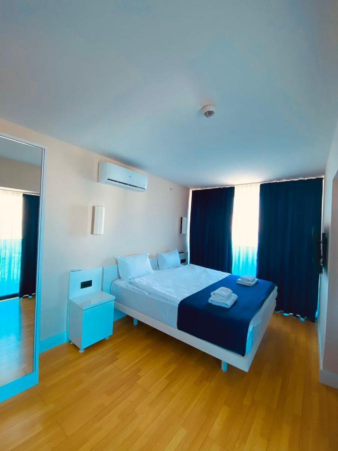 Orbi City Sea View Hotel In Батумі Екстер'єр фото